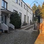 Hotel Kastanienbaum *